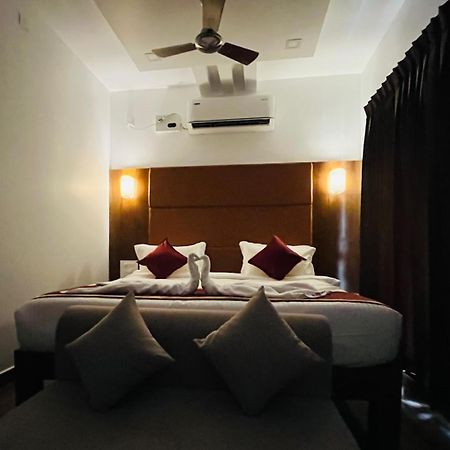 Grb Resort Tiruchchendūr 外观 照片