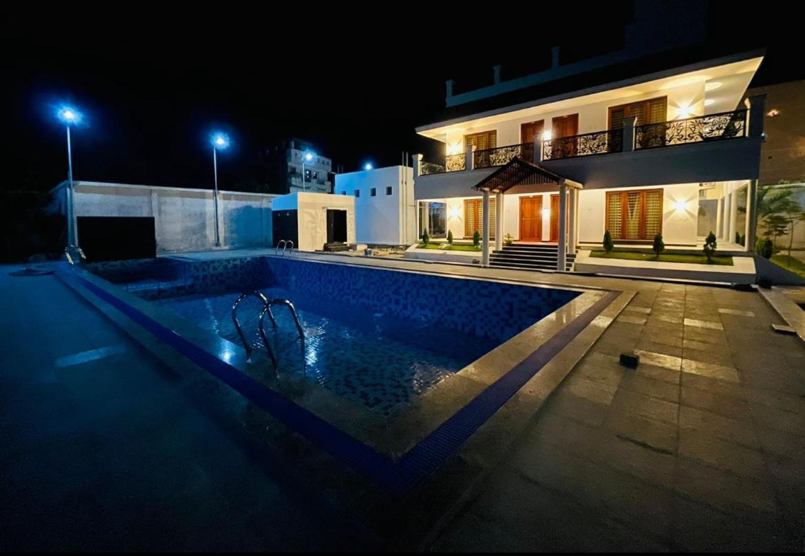 Grb Resort Tiruchchendūr 外观 照片