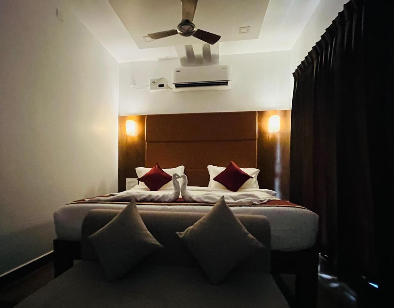 Grb Resort Tiruchchendūr 外观 照片